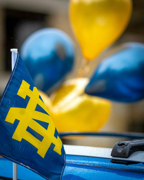 ND Flag and Balloons